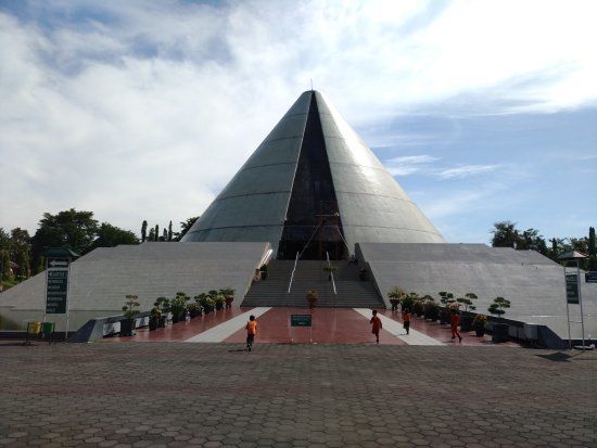 Monumen Yogya Kembali